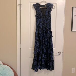 Molinetto Navy Blue Lace Ruffled Tiered Sleeveless Maxi Dress